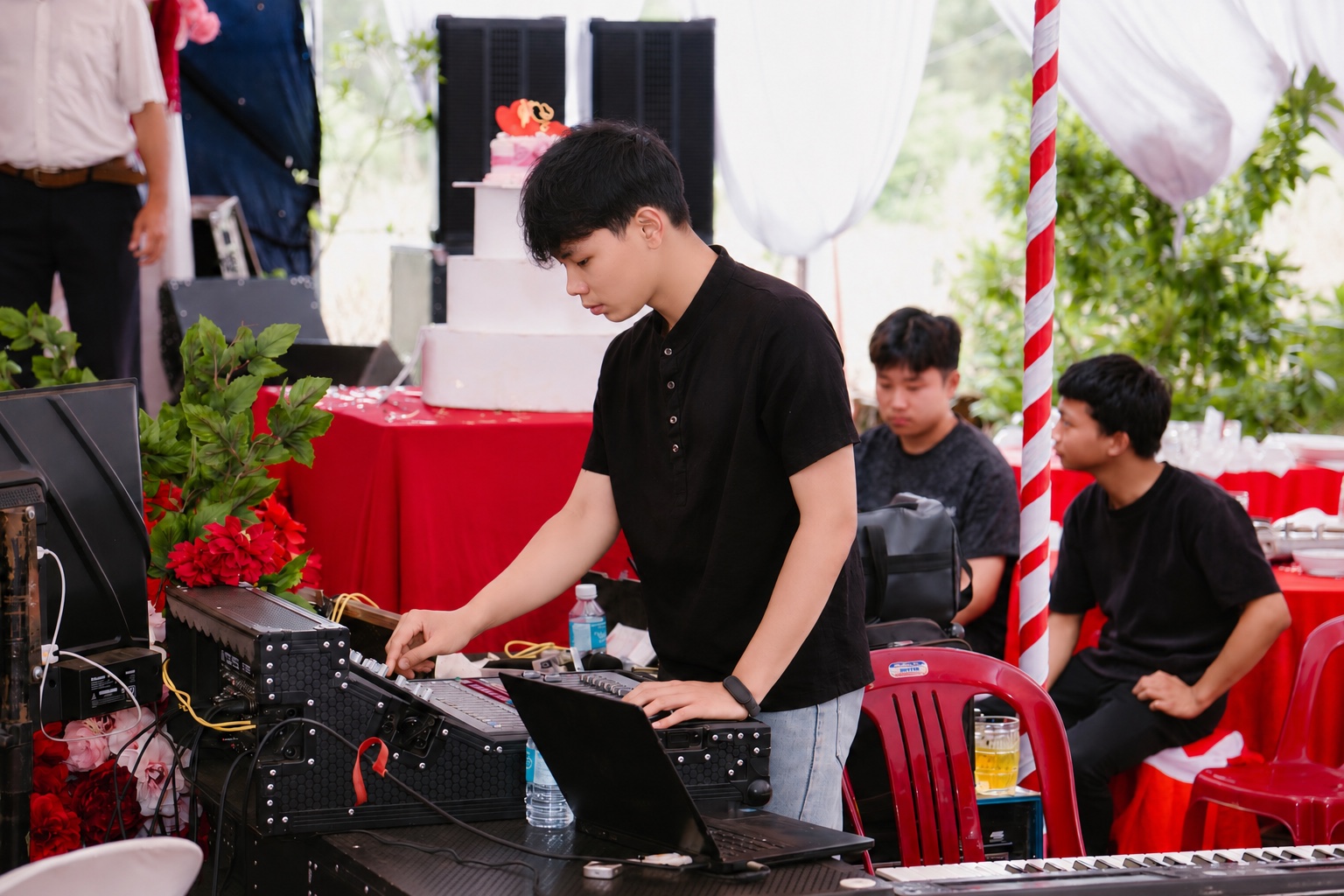 Live sound cho sự kiện nhỏ: vì sao âm thanh rõ quan trọng hơn âm lượng lớn